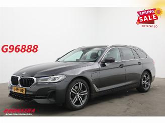 uszkodzony samochody osobowe BMW 5-serie Touring 520e High Executive LED Leder Memory Navi Clima Cruise SHZ 2021/4
