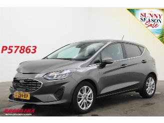 uszkodzony samochody osobowe Ford Fiesta 1.0 EcoBoost Hybrid Titanium X LED ACC Apple/Android Camera LRHZ SHZ 2022/10