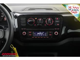 Volkswagen Up! 1.0 move up! 5-DRS BlueMotion Airco 103.234 km! picture 18