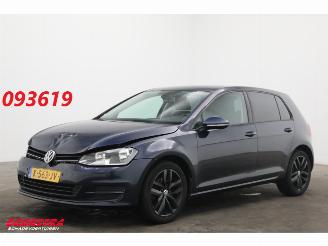 skadebil auto Volkswagen Golf 1.2 TSI Trendline Clima SHZ PDC 2015/4