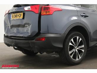 Toyota Rav-4 2.0 Style 4WD Aut. Navi Clima Cruise AHK picture 10