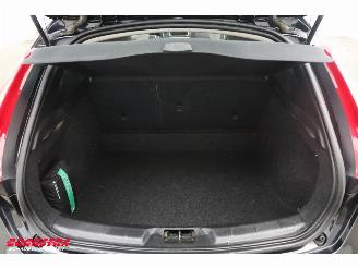 Volvo V-40 1.6 T3 Kinetic Pano Leder Navi Clima Cruise Camera PDC picture 31