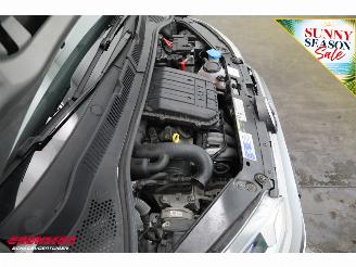 Volkswagen Up! 1.0 BMT move up! Airco Bluetooth 94.213 km! picture 10