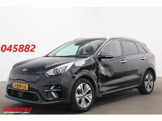 skadebil auto Kia e-Niro DynamicLine 64 kWh LED ACC Navi Clima Camera LRHZ SHZ 2020/10