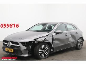 krockskadad bil auto Mercedes A-klasse 200 7G-Tronic Premium Plus Clima Cruise PDC 2021/4