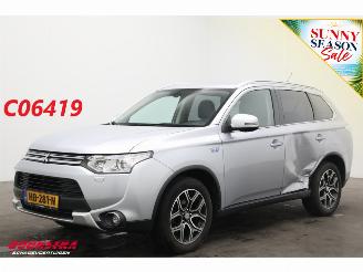 Damaged car Mitsubishi Outlander 2.0 PHEV Executive Edition X-Line Navi Clima Cruise Camera AHK 2015/10