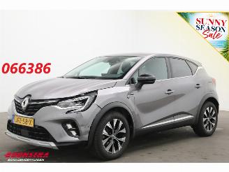 Vaurioauto  passenger cars Renault Captur 1.6 E-Tech PHEV 160 techno LED ACC Apple/Android Camera 2023/8