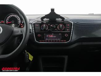 Volkswagen Up! 1.0 5-DRS Airco Bluetooth 47.321 km! picture 13