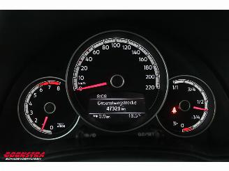 Volkswagen Up! 1.0 5-DRS Airco Bluetooth 47.321 km! picture 18