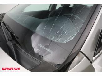 Lexus IS 300h Business Line Pro Leder Navi Clima Cruise Camera SHZ PDC picture 11