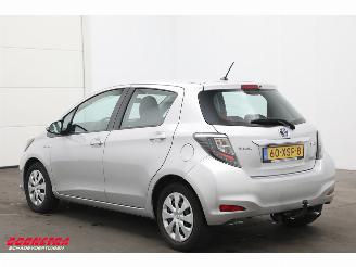 Toyota Yaris 1.5 Full Hybrid Aspiration Clima Cruise Camera AHK picture 4