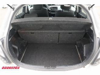 Toyota Yaris 1.5 Full Hybrid Aspiration Clima Cruise Camera AHK picture 24