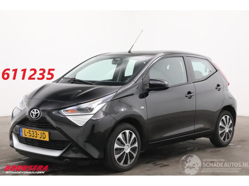 Toyota Aygo 1.0 VVT-i x-play limited Apple/Android Cruise Camera