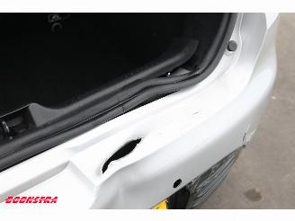 Renault Clio 0.9 TCe Intens Navi Clima Cruise PDC picture 12