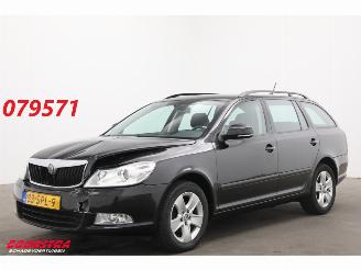 Unfallwagen Skoda Octavia 1.4 TSI Navi Cruise Clima PDC AHK 2011/11