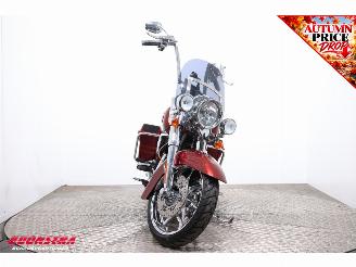 Harley-Davidson  FLHRSE5 CVO Road King picture 6