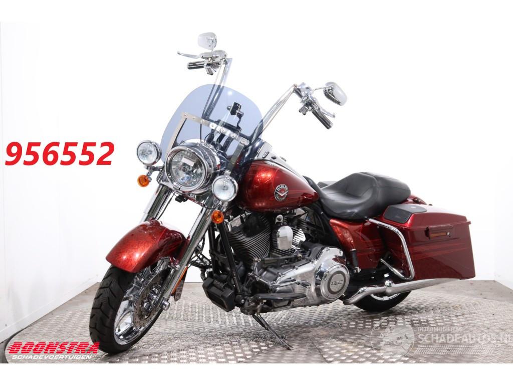 Harley-Davidson FLHRSE5 CVO Road King
