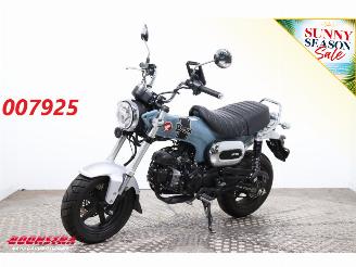 begagnad bil motor Honda  Dax ST125 ABS LED 2024/7