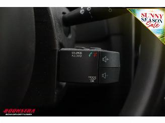 Renault Clio Estate 1.5 dCi Ecoleader Zen Cruise Airco Navi PDC picture 13
