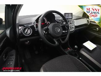 Volkswagen Up! 1.0 high up! 5-Drs Clima Navi Cruise LMV 17.491 km! picture 13
