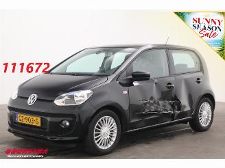 Avarii autoturisme Volkswagen Up! 1.0 high up! 5-Drs Clima Navi Cruise LMV 17.491 km! 2015/9