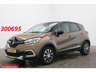 Coche accidentado Renault Captur 1.2 TCe Intens LED Navi Clima Cruise Camera PDC 89.021 km! 2018/6