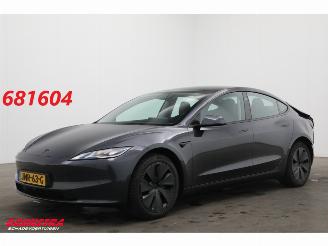 Schadeauto Tesla Model 3 RWD 60 kWh Fahrbereit Pano LED ACC Leder Camera SHZ 2025/12