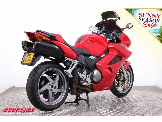 Honda  VFR 800FI ABS picture 3