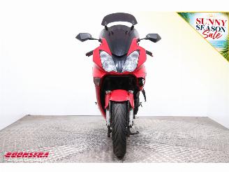 Honda  VFR 800FI ABS picture 6
