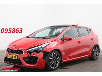 Coche accidentado Kia Cee d 1.6 GT 204 PK Pano Cruise Camera LRHZ SHZ 163.663 km! 2013/9