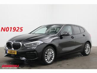 skadebil auto BMW 1-serie 118i Aut. Sport Line Navi Camera Virtual SHZ LrHZ PDC 85.887 km! 2023/8