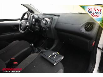 Toyota Aygo 1.0 VVT-i x-fun Teilediebstahl Airco Bluetooth picture 12