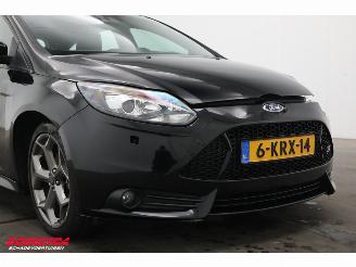 Ford Focus 2.0 EcoBoost ST-3 250 PK Schuifdak Leder Clima Cruise Camera SHZ picture 9