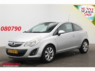 Damaged car Opel Corsa 1.4-16V Anniversary Edition 3-drs Airco Navi Bluetooth PDC 2012/8