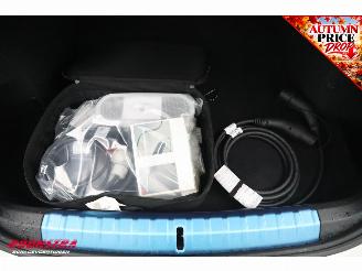 Porsche Taycan 4S 93.4kWh Performance Pano HUD ACC 360° PDLS+ 29 km!! picture 33