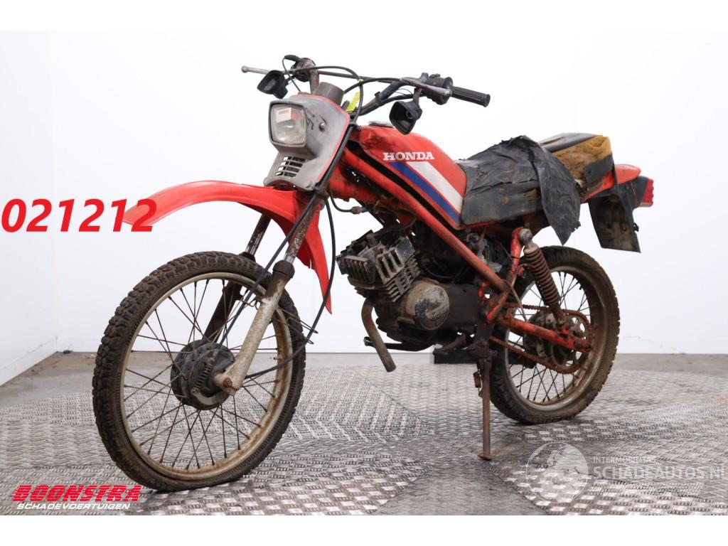 Honda  MT5