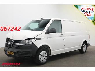 skadebil bedrijf Volkswagen Transporter 2.0 TDI 150 PK DSG L2-H1 Navi Airco Cruise AHK 53.404 km! 2023/5
