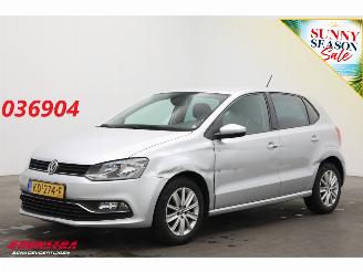 skadebil auto Volkswagen Polo 1.0 Comfortline Edition Clima Cruise Bluetooth AHK 2016/8