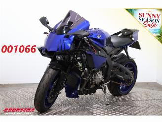 skadebil motor Yamaha R1 ABS LED Arrow 2015/1