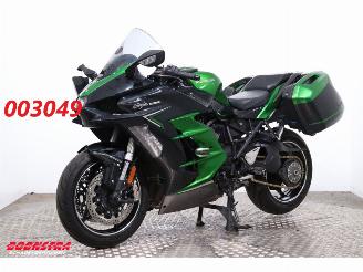 Vaurioauto  motor cycles Kawasaki  Ninja H2 SX Akrapovic LED Cruise Heizgriffe 2023/9