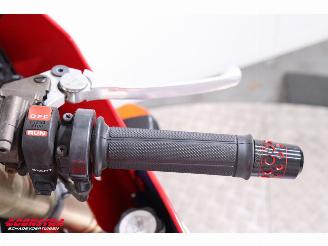 Honda  RVF400 NC35 picture 16