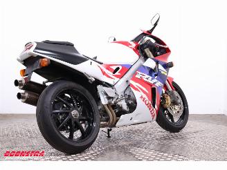 Honda  RVF400 NC35 picture 3