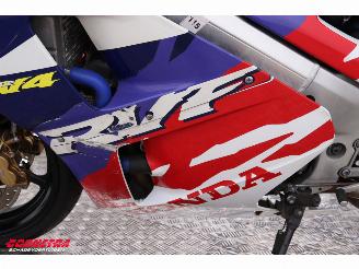 Honda  RVF400 NC35 picture 11