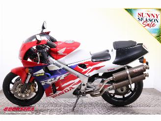 Honda  RVF400 NC35 picture 5