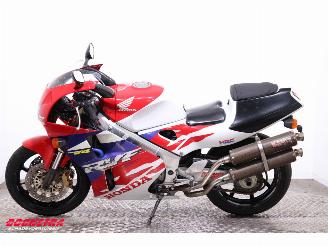 Honda  RVF400 NC35 picture 5