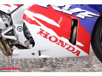 Honda  RVF400 NC35 picture 9