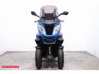 Peugeot Metropolis 400i picture 6