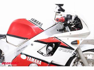 Yamaha FZR 400 RR picture 12