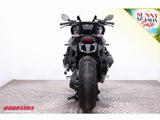 BMW  R 1300 RS Triple Black 3X Pakket Crusie Heizgriffe SHZ 2.405 km! picture 8
