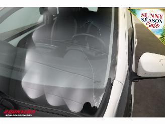 Toyota Aygo 1.0 VVT-i x-play 5-drs Airco Cruise Camera Bluetooth picture 17